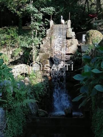 ? Maison atypique 130 m² – Terrain avec rivière – Mortain (50)