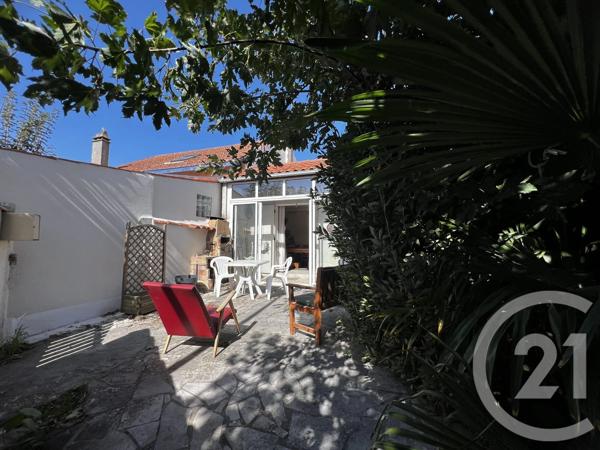 Maison à vendre  3 pièces - 47 m 2   FOURAS  - 17