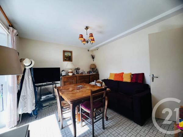 Maison à vendre  3 pièces - 47 m 2   FOURAS  - 17