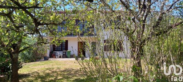 Maison traditionnelle 8 pièces de 160 m² à Floirac (33270)