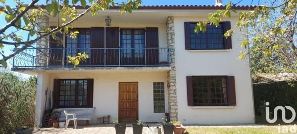 Maison traditionnelle 8 pièces de 160 m² à Floirac (33270)