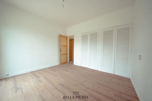 Lunel (34400) Maison familiale 6 chambres avec T2 indépendant - Piscine – Entre Nimes et Montpellier