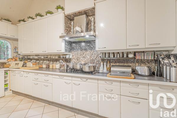 Maison à vendre 9 pièces 270 m² Bazemont