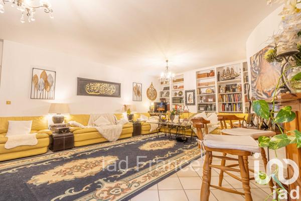 Maison à vendre 9 pièces 270 m² Bazemont