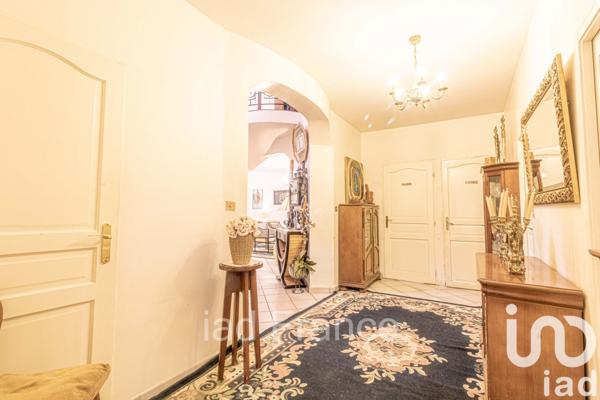 Maison à vendre 9 pièces 270 m² Bazemont