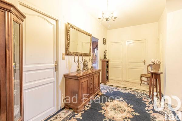 Maison à vendre 9 pièces 270 m² Bazemont
