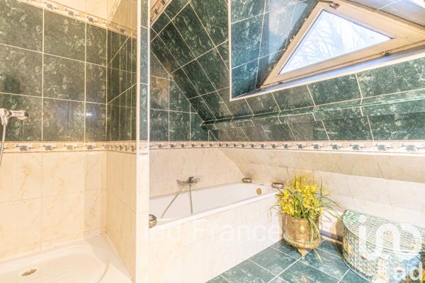 Maison à vendre 9 pièces 270 m² Bazemont