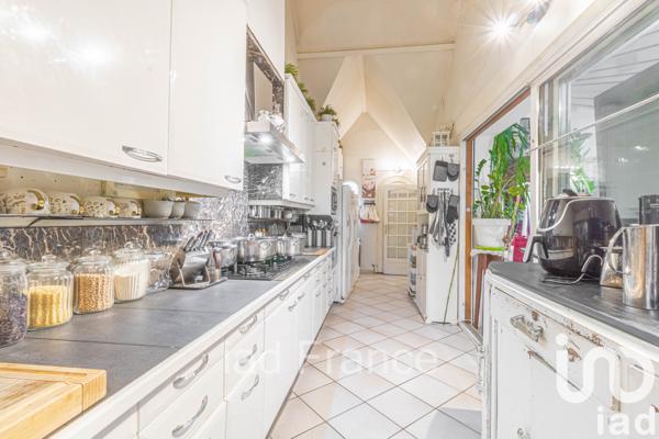 Maison à vendre 9 pièces 270 m² Bazemont