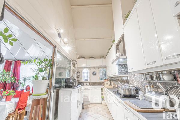 Maison à vendre 9 pièces 270 m² Bazemont