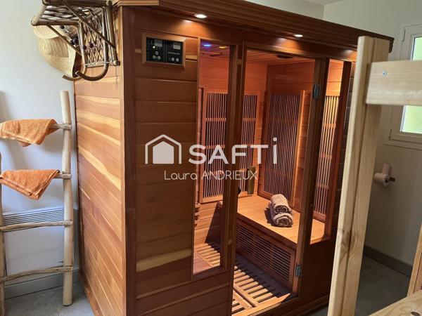 Maison cocooning de 56 m² avec piscine et sauna à Lacaugne