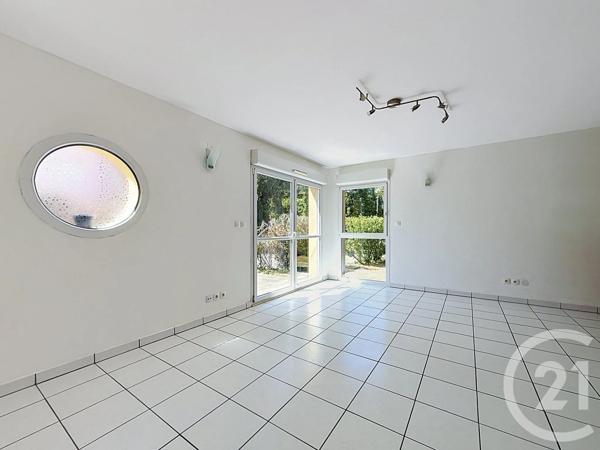 Appartement F4 à vendre  4 pièces - 59 m 2   AUDINCOURT  - 25