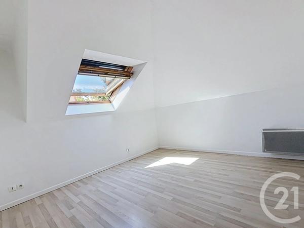 Appartement F4 à vendre  4 pièces - 59 m 2   AUDINCOURT  - 25