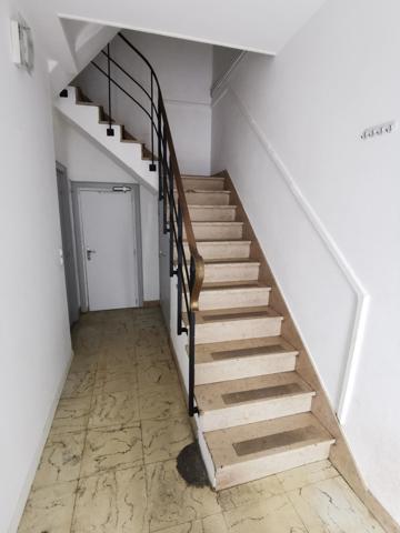 IMMEUBLE AVEC LOCAL COMMERCIAL APPARTEMENT EN DUPLEX ET GARAGE