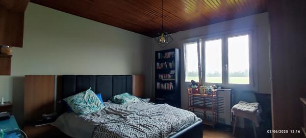 BANS, Grande maison de 196 m2 - 6 chambres + dépendance à fort potentiel