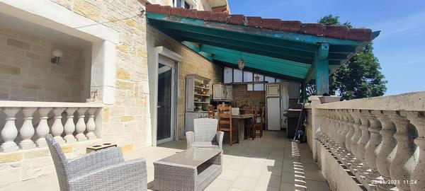 BANS, Grande maison de 196 m2 - 6 chambres + dépendance à fort potentiel