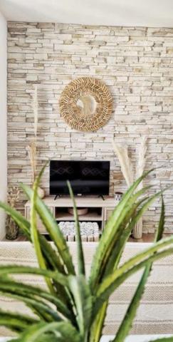 Dpt Aude (11), à vendre CARCASSONNE Immeuble de rapport de 118m244 Appartements : deux T2; deux T1bis