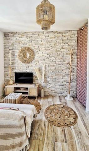 Dpt Aude (11), à vendre CARCASSONNE Immeuble de rapport de 118m244 Appartements : deux T2; deux T1bis