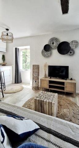 Dpt Aude (11), à vendre CARCASSONNE Immeuble de rapport de 118m244 Appartements : deux T2; deux T1bis