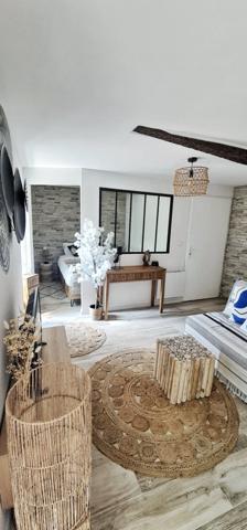 Dpt Aude (11), à vendre CARCASSONNE Immeuble de rapport de 118m244 Appartements : deux T2; deux T1bis