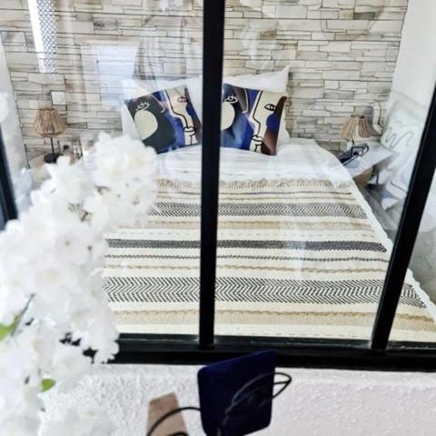 Dpt Aude (11), à vendre CARCASSONNE Immeuble de rapport de 118m244 Appartements : deux T2; deux T1bis