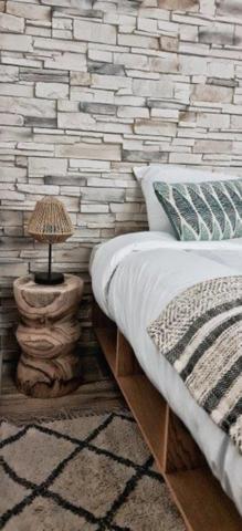 Dpt Aude (11), à vendre CARCASSONNE Immeuble de rapport de 118m244 Appartements : deux T2; deux T1bis