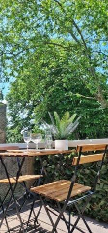 Dpt Aude (11), à vendre CARCASSONNE Immeuble de rapport de 118m244 Appartements : deux T2; deux T1bis