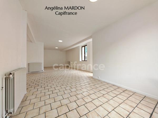 Maison de ville familiale T7 de 139 m² à Bolbec (5 à 6 chambres) avec cour et atelier
