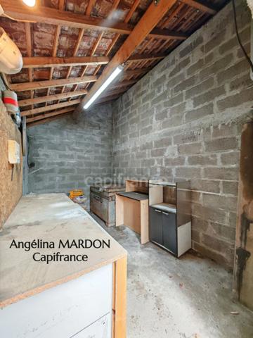Maison de ville familiale T7 de 139 m² à Bolbec (5 à 6 chambres) avec cour et atelier