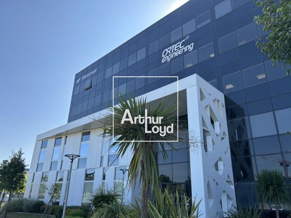 Bureaux à louer à Toulouse 330 m² avec parking privatif