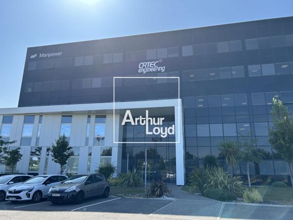 Bureaux à louer à Toulouse 330 m² avec parking privatif