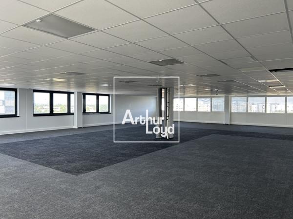 Bureaux à louer à Toulouse 330 m² avec parking privatif