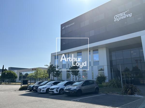 Bureaux à louer à Toulouse 330 m² avec parking privatif