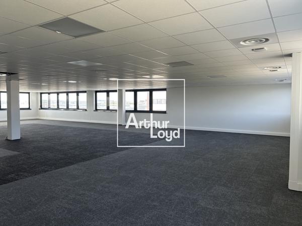 Bureaux à louer à Toulouse 330 m² avec parking privatif
