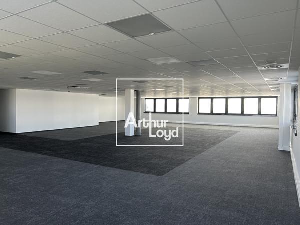 Bureaux à louer à Toulouse 330 m² avec parking privatif