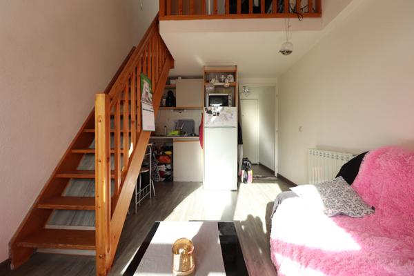 Marseille (13013) Location MEUBLE, ST JEROME 13013 les ESTUDINES: duplex meublé T2 proche des facultés ....