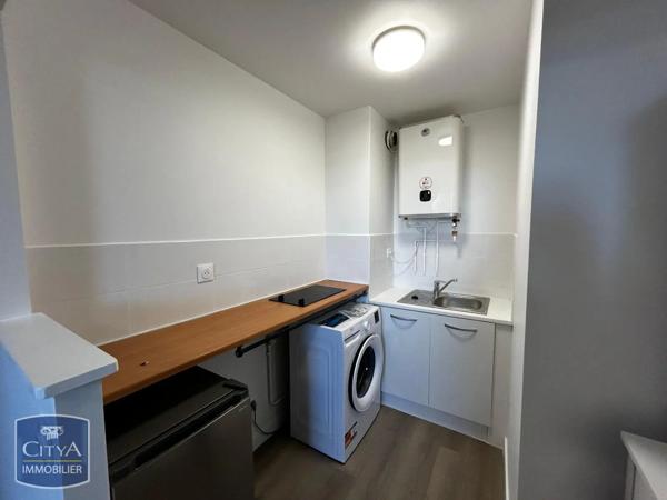 Appartement à louer 1 pièce 28.42m² Mont-de-Marsan (40000)