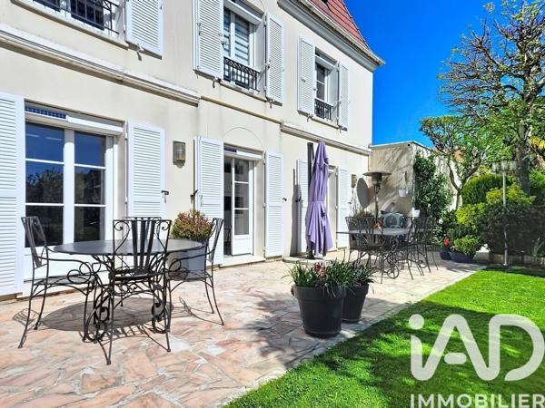 Maison à vendre 9 pièces 198 m² Ozoir-la-Ferrière