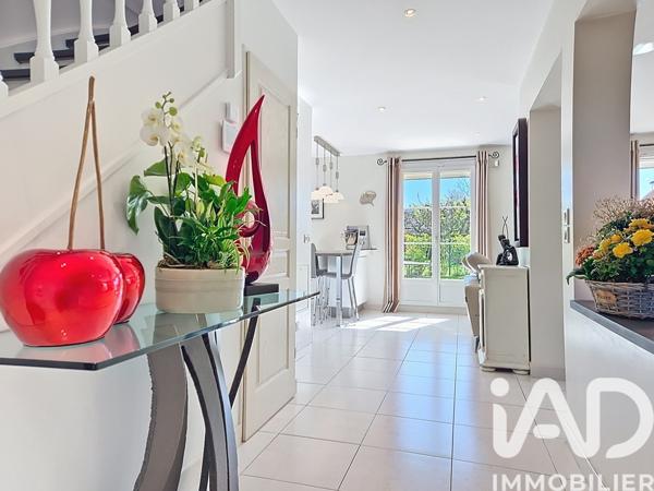 Maison à vendre 9 pièces 198 m² Ozoir-la-Ferrière