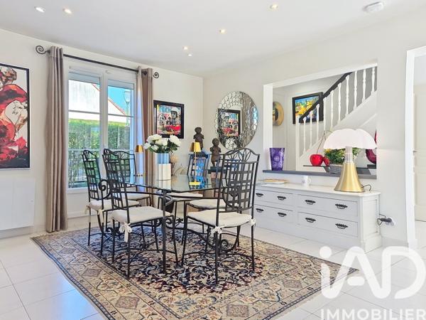 Maison à vendre 9 pièces 198 m² Ozoir-la-Ferrière