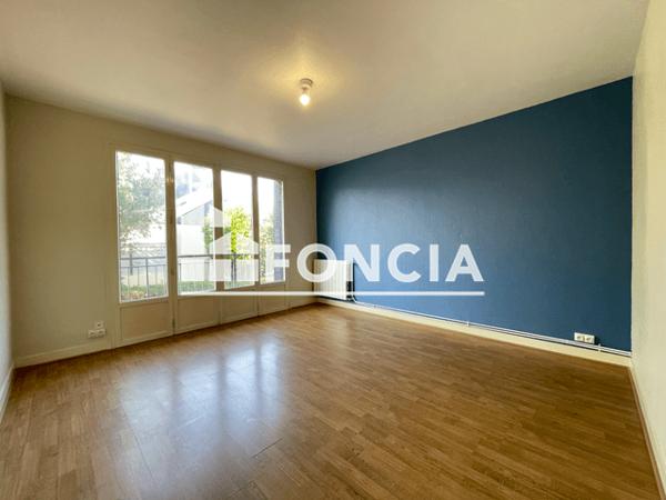 Location Studio 29.07 m² - 79 RUE CALMETTE Mondeville 14120