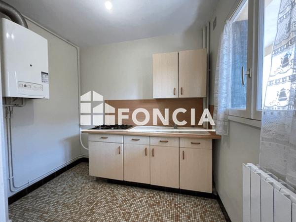 Location Studio 29.07 m² - 79 RUE CALMETTE Mondeville 14120