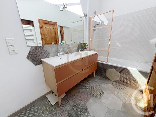 Appartement F5 à vendre  5 pièces - 127,30 m2 BELFORT - 90