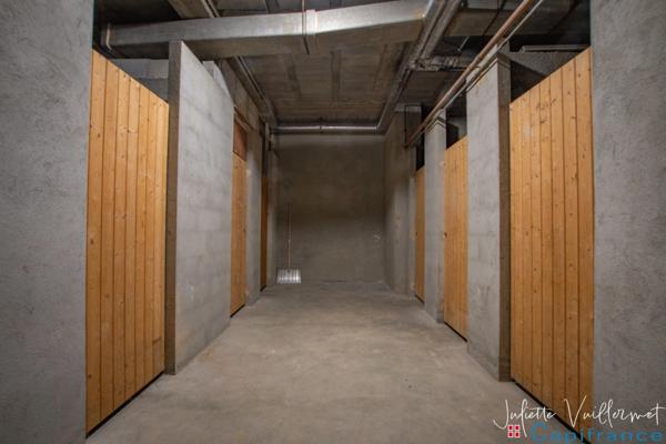 CHAMBERY (73000) : Appartement 3 pièces, 2 balcons, cave et garage