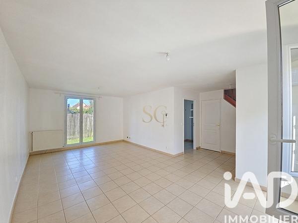 Maison à vendre 6 pièces 92 m² Luisant