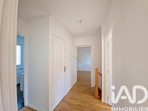 Maison à vendre 6 pièces 92 m² Luisant