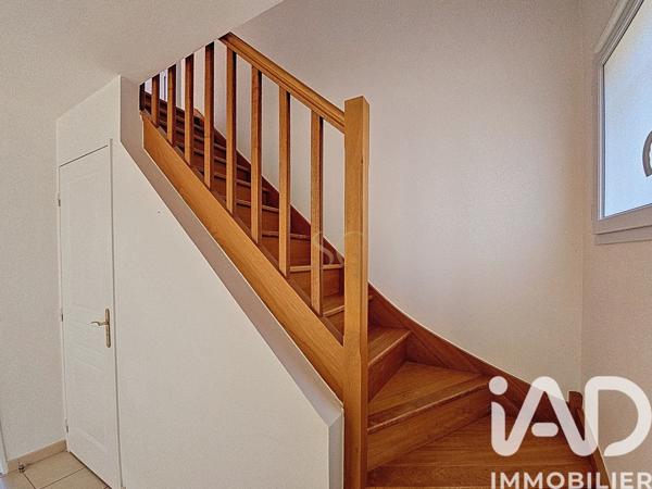 Maison à vendre 6 pièces 92 m² Luisant