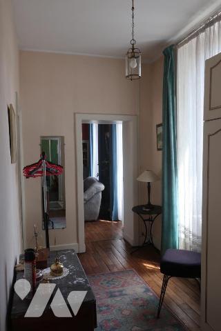 Maison de ville T14 - Caves - Garage - Jardin- 944 m² cadastré.