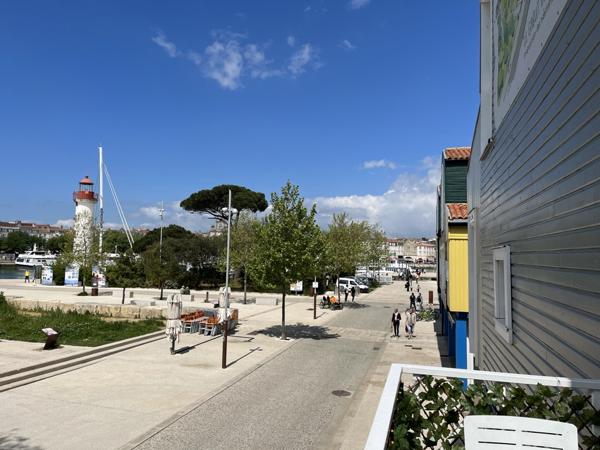 LES 3 TOURS