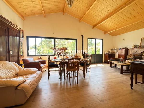 Maison à DOLUS-D'OLERON, 17550 - 5 pièces 145m²