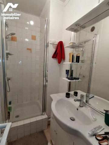 RENNES - A moins de 5 mn de la gare - Quartier Sainte-Thérèse - dans une résidence de seulement...